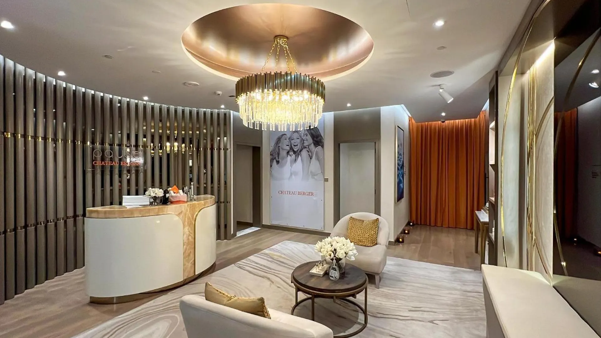 Apartment Paramount Tower Hotel And Residences With Infinity Sky Pool Dubai