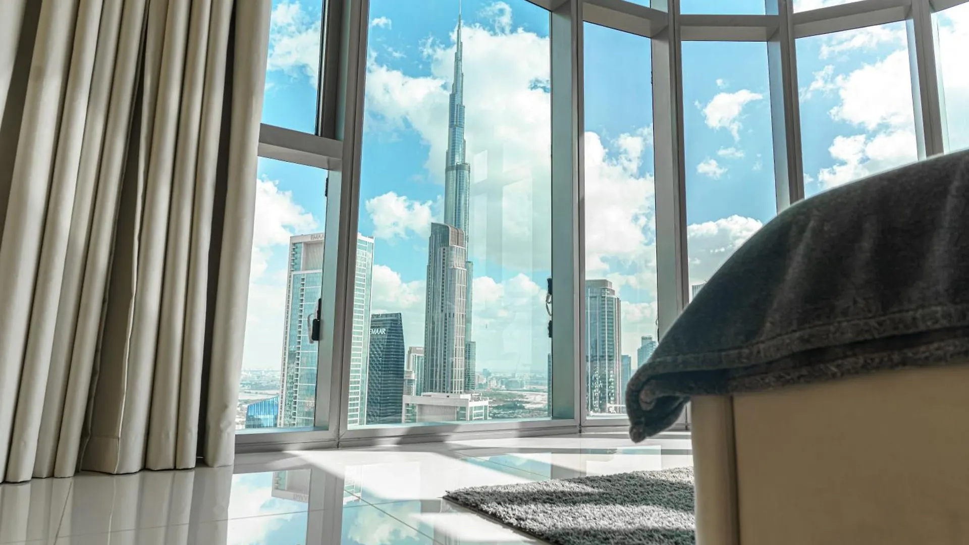 Paramount Tower Hotel And Residences With Infinity Sky Pool 迪拜 公寓